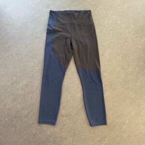 Lululemon Nulu Colour Block High-Rise Crop 23"